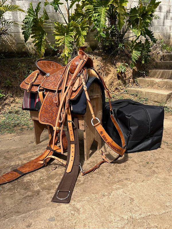 Sela Prova de Laço Team Roping Pro Entalhada Personalizada + Manta e Bolsa