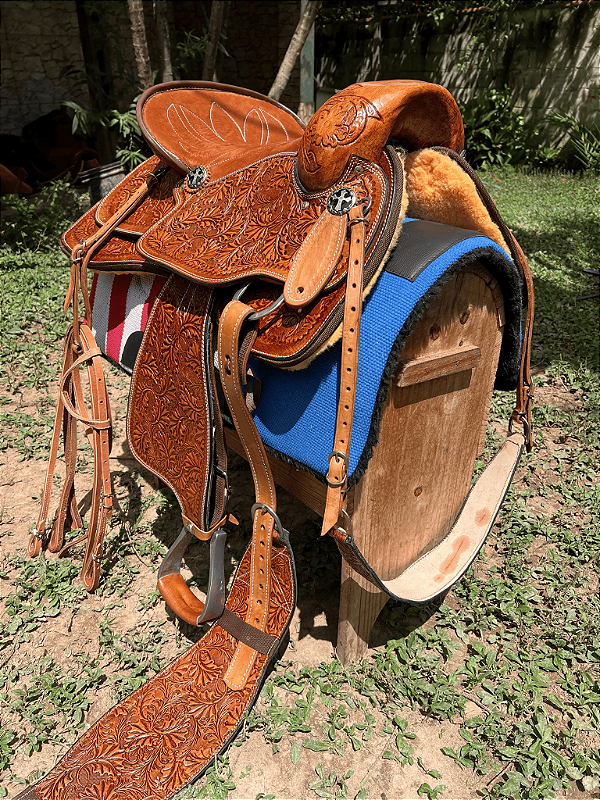 Sela Mocha Laço Cumprido Profissional Entalhada + Manta QM Imports