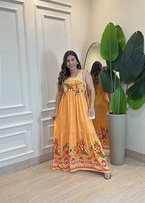 Vestido Midi Viscolinho Estampa Fundo Laranja – Caimento Leve e VElástico nas Costas