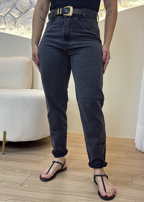 Calça Jeans Feminina Mom Cintura Alta Estonada– Modelagem Reta Moderna