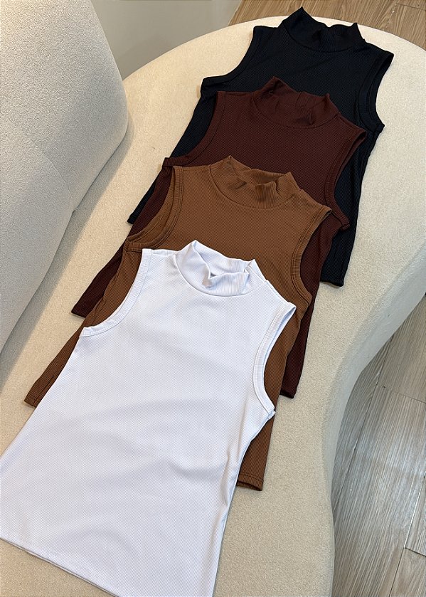 Blusa Feminina Canelada Gola Alta Sem Manga – Básica e Elegante