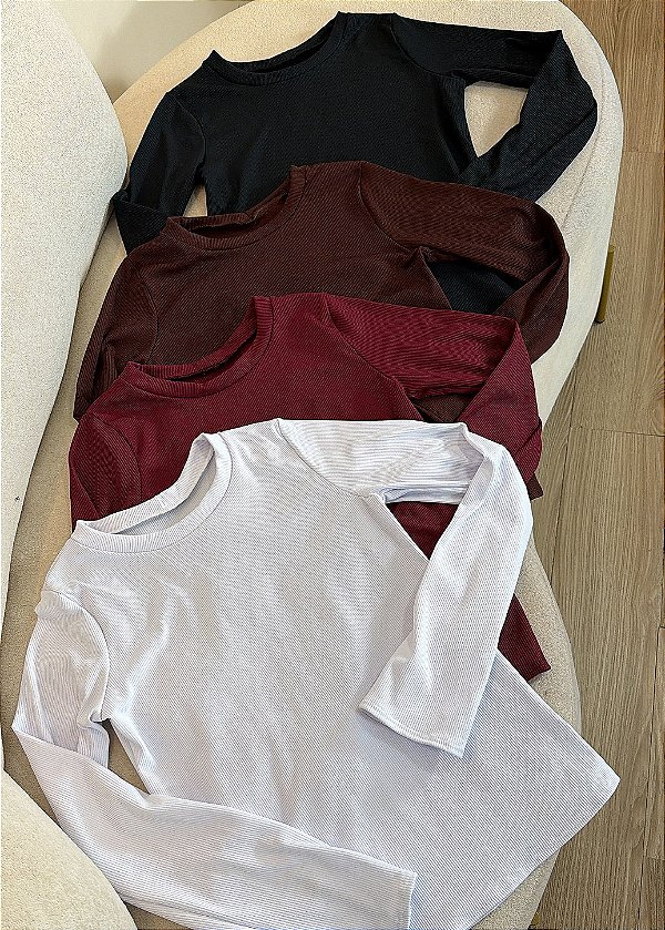 Blusa Cacharrel Feminina Canelada Flanelada Gola Redonda – Conforto Térmico e Ajuste Perfeito
