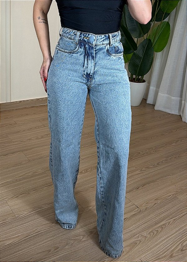 Calça Jeans Feminina Básica Botão Encapado Cintura Alta– Modelagem Reta