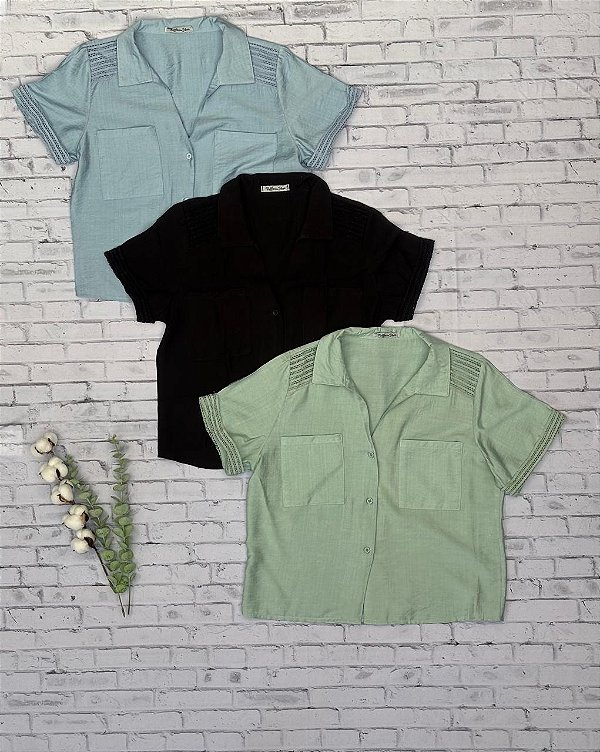 Camisa Viscolinho com Detalhes nos Ombros e Braços