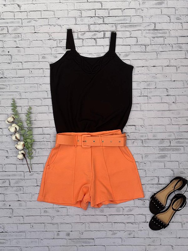 Shorts Alfaiataria com Cinto