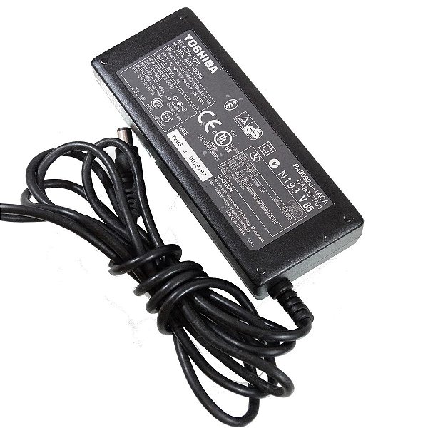 Fonte Notebook Toshiba 15V 4A 100-240V Bivolt