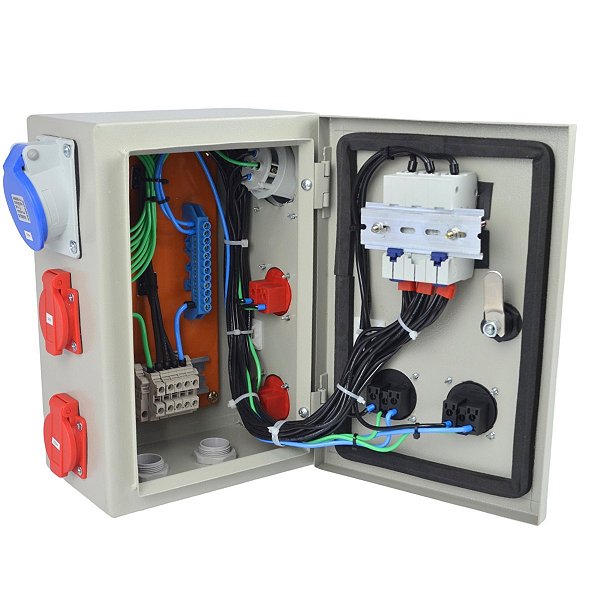 Quadro de Tomadas para Canteiro de Obras Robozinho Personalizado M 32A 380V