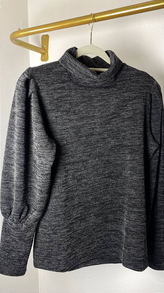 Blusa Malha Aspen Gola Alta