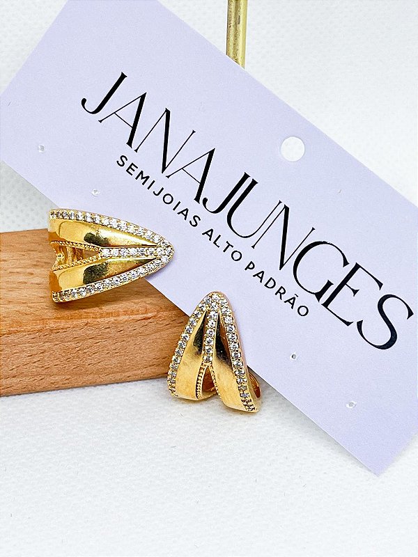 Brinco Estilizado Gota Cravejada