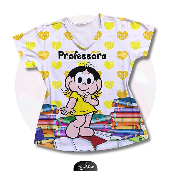 T-SHIRT PROFISSÃO PROFESSORA MAGALI CORAÇÕES E LIVROS