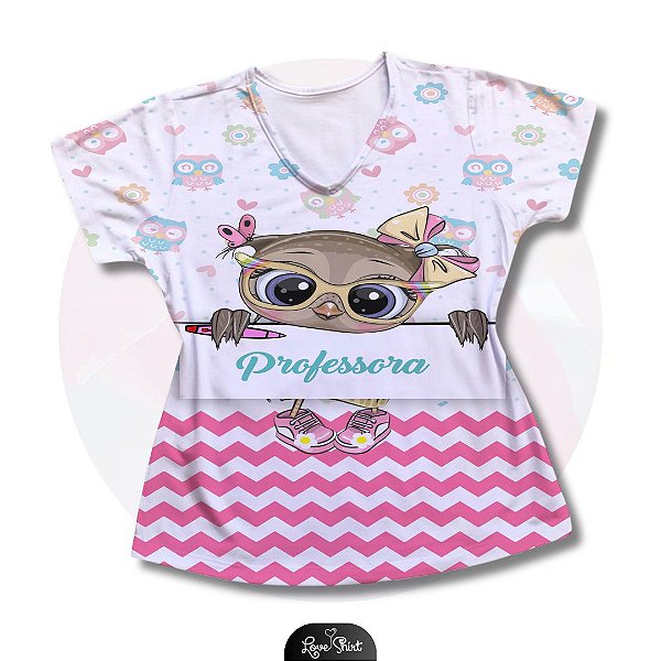 T-SHIRT PROFISSÃO PROFESSORA CORUJA VARIADA BARRA ROSA PINK