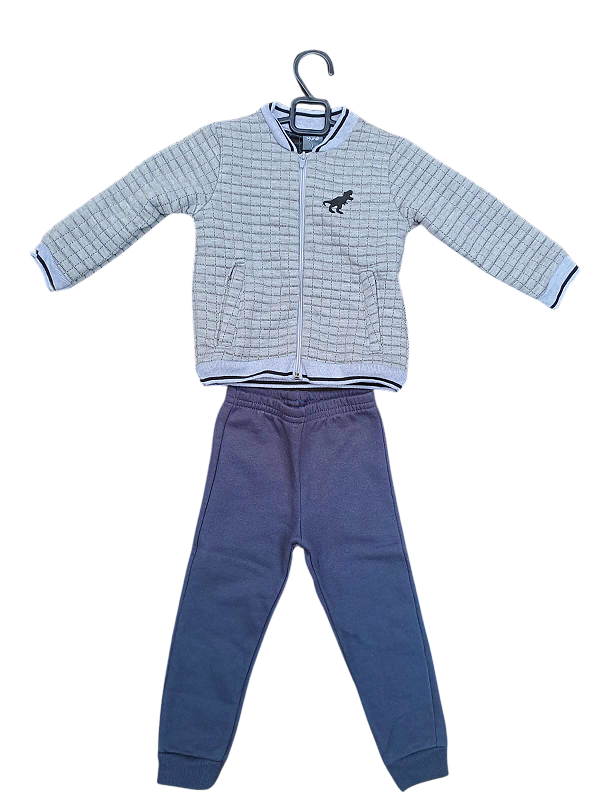 Moletom com Jaqueta Matelassê e Calça Básica