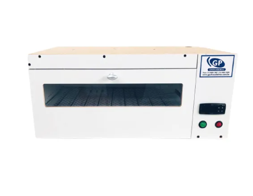 Chocadeira Modelo GP 50 Ovos - 220v Semi-Nova