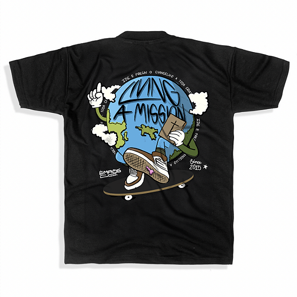 CAMISETA OVERSIZED LIVING A MISSION PRETA