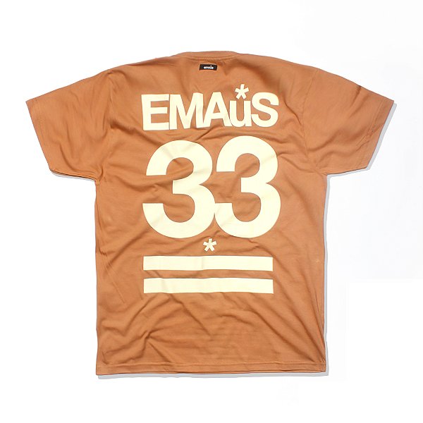 CAMISETA STREET EMAÚS 33 (CARAMELO)