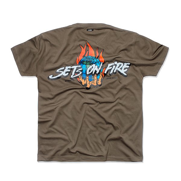 CAMISETA STREET SETS ON FIRE