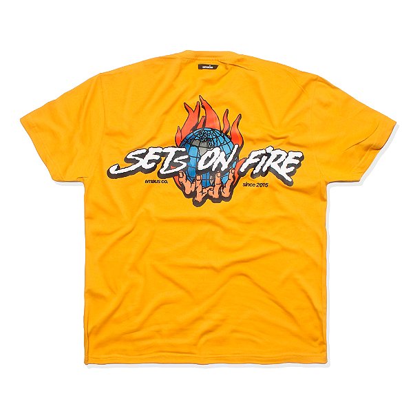 CAMISETA STREET SETS ON FIRE (MOSTARDA)