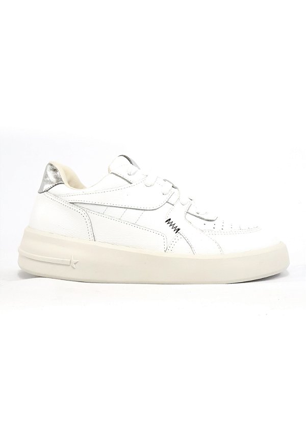 TÊNIS EM COURO JADE BRANCO