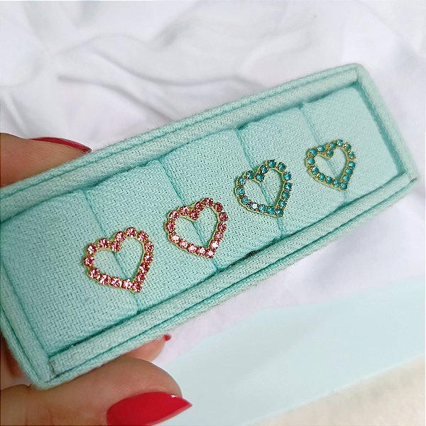 Brinco Coração Cravejado Rosa - Banhado a Ouro 18k