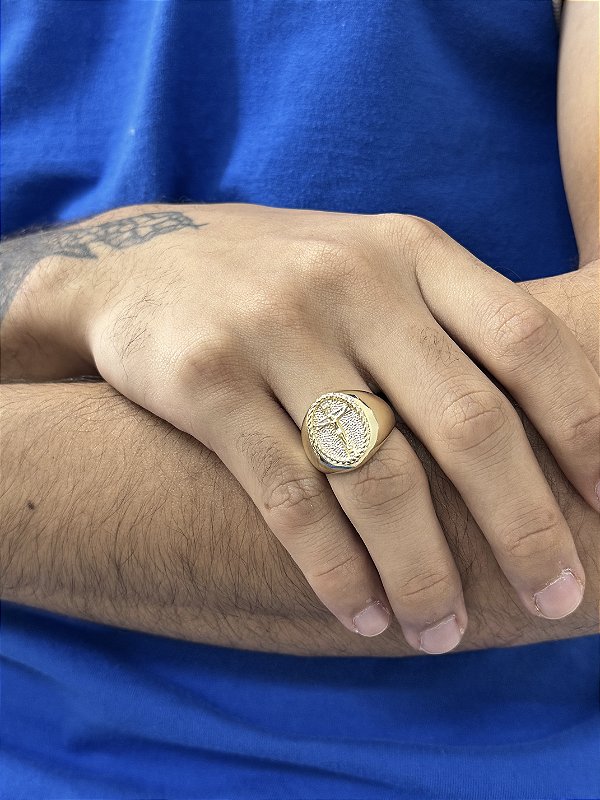 Anel Jesus na Cruz - Banhado a Ouro