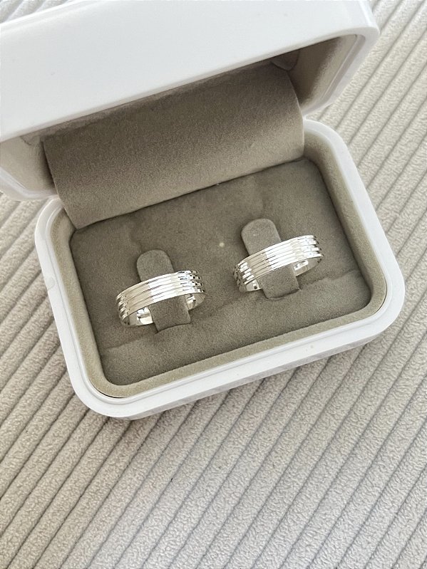 Par de Alianças 5mm Reta 3 Frisos - Prata 950