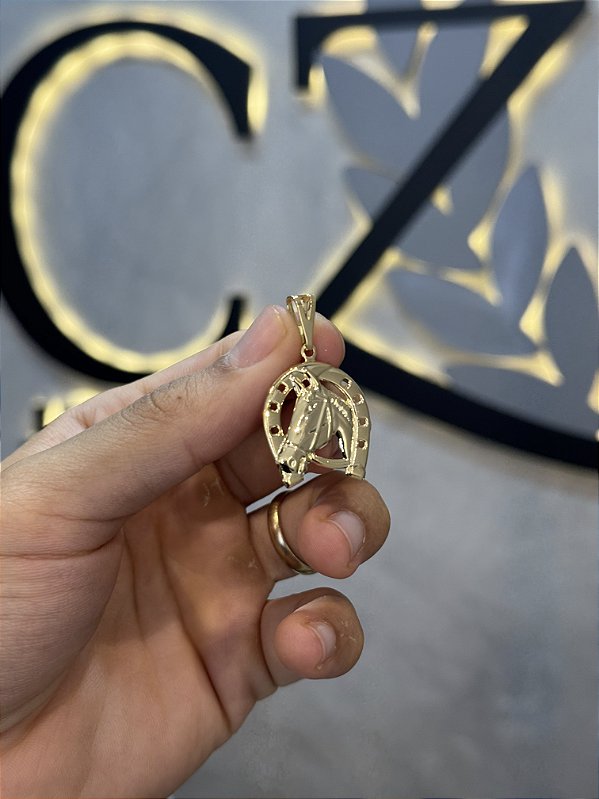 Pingente Ferradura M - Banhado a Ouro