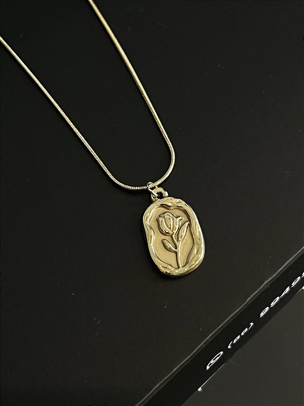 Colar Selo de Flor Dourado