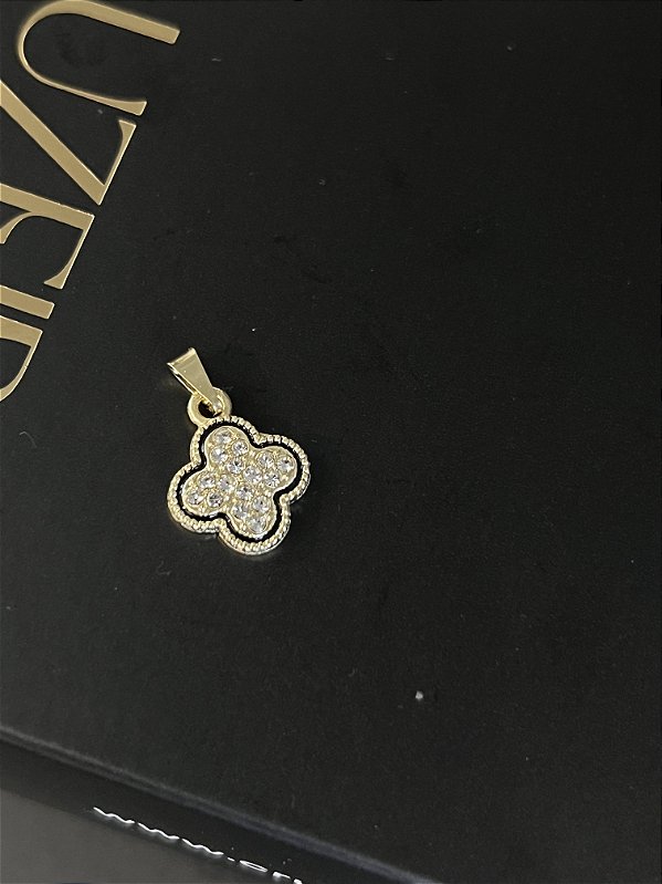 Pingente Trevo Cravejado - Banhado a Ouro