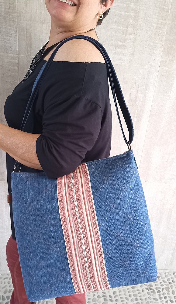 Bolsa LINHAS DO AMOR