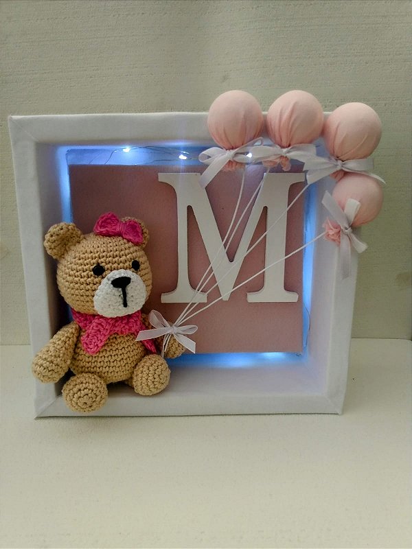 Porta Maternidade com Amigurumi - Tok da Bete