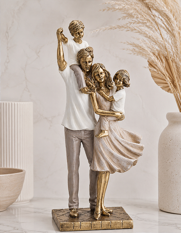 Escultura Família Decorativa Casal Com 2 Filhos 30cm