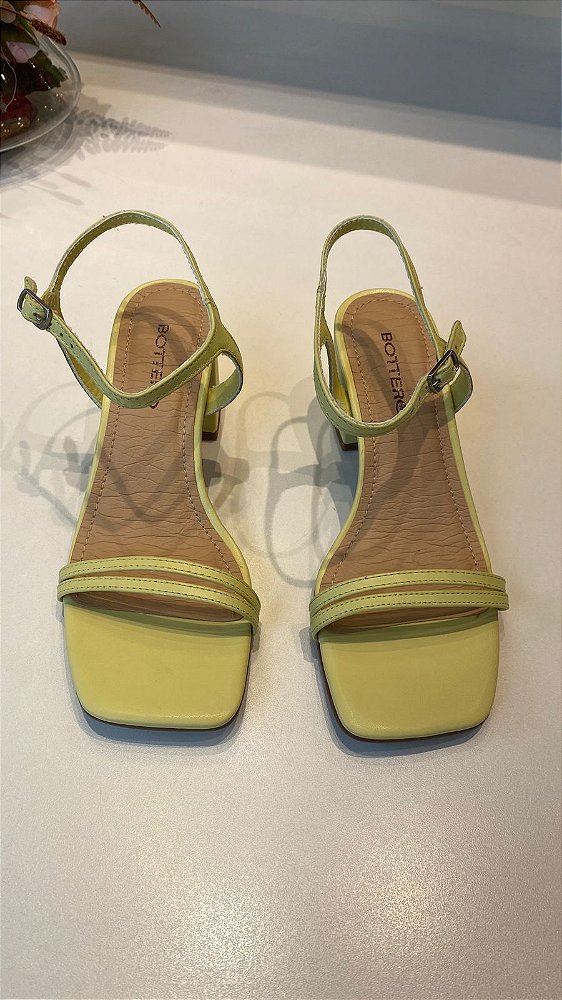 BOTTERO 367901 SANDALIA AMARELO