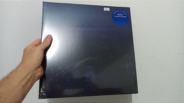 LP FINNEAS – Blood Harmony (Lacrado, 2021)