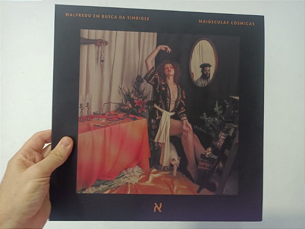 LP Walfredo Em Busca Da Simbiose ‎– Maiúsculas Cósmicas (Vinil rosa, 2022)