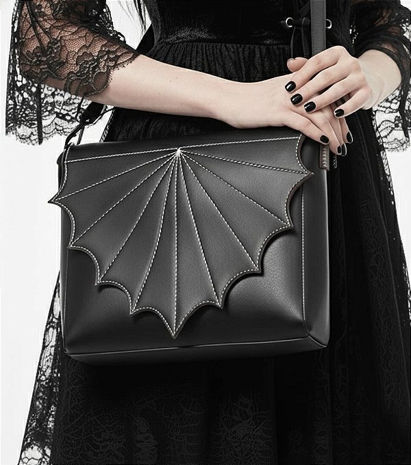 Bolsa Preta Asa de Vampiro