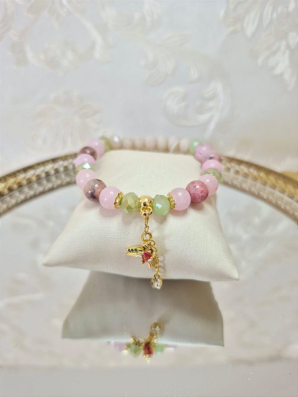 Pulseira Pedra Natural Quartzo Rosa e Rodonita com pingente Beija Flor (pulseira elástica)