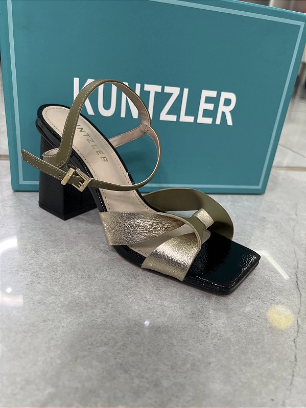 Sandália Kuntzler Preta Verniz Musgo