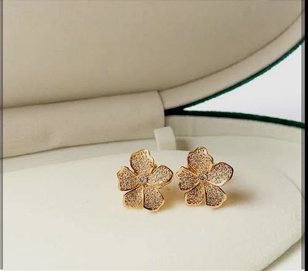 Brinco  flor dourado
