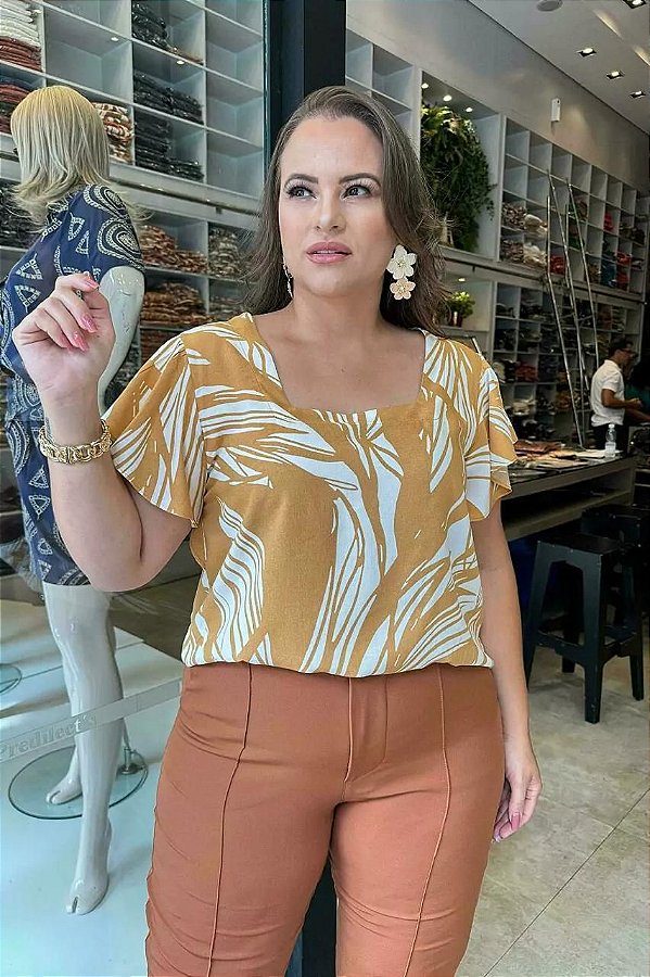BLUSA ESTAMPADA DECOTE QUADRADO (mostarda viscose)