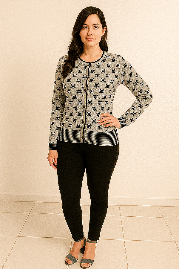 Cardigan Caveirinha e Coração