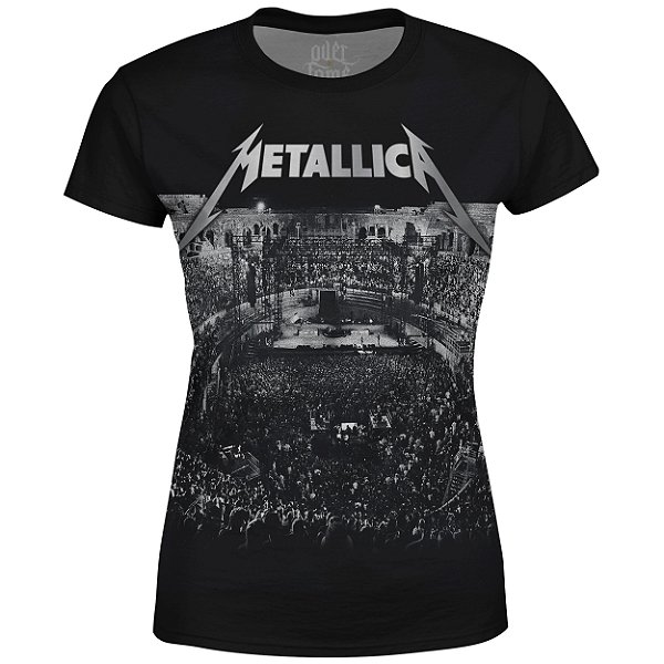 camiseta metallica feminina
