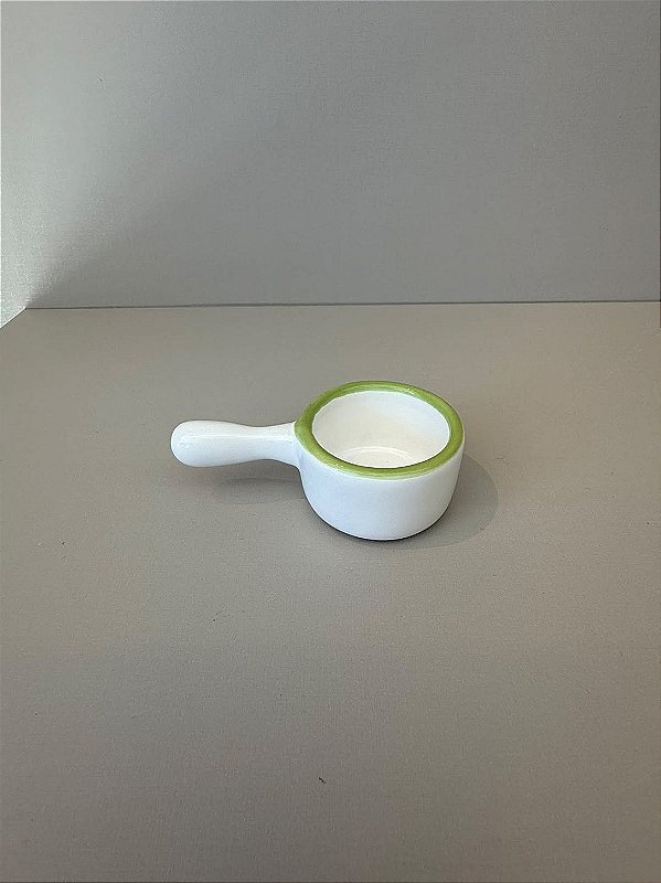 ADORNO PANELA LISA MINI CABO AZEITONINHAS KITCHEN