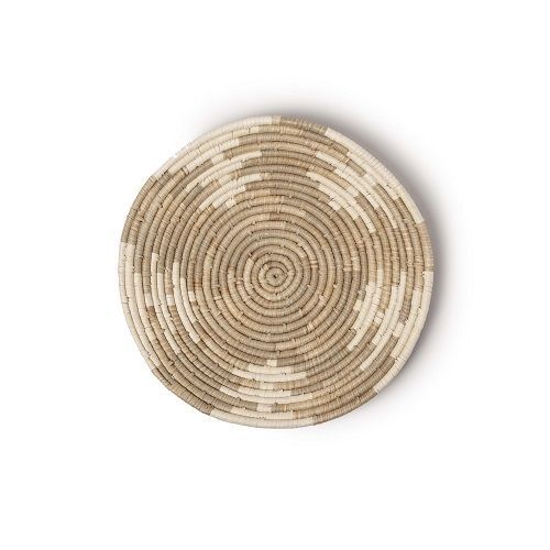 ADORNO DE PAREDE EM FIBRA NATURAL 55x55X10CM