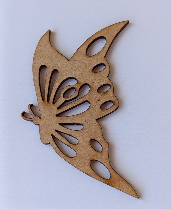 APLIQUE BORBOLETA EM MDF 3MM. CORTE A LASER