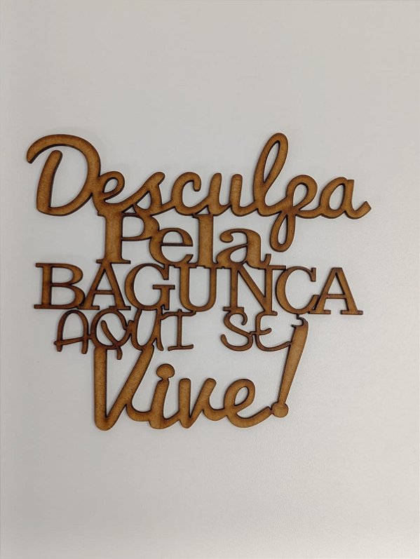 FRASES  EM MDF CRU 3MM. CORTE A LASER.