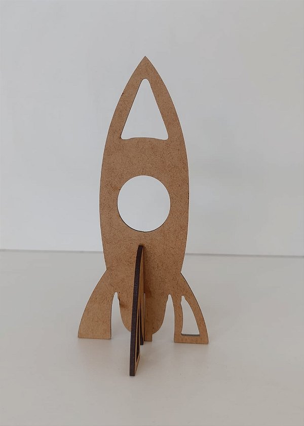 TOTEM FOGUETE PEQUENO EM MDF CRU 3MM. CORTE A LASER.