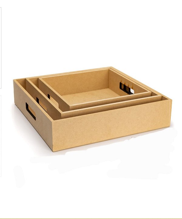 BANDEJA QUADRADA EM MDF 6 MM COM ALÇA
