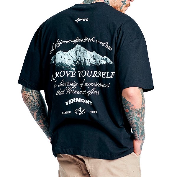 Camiseta Huge Approve Mount Preto