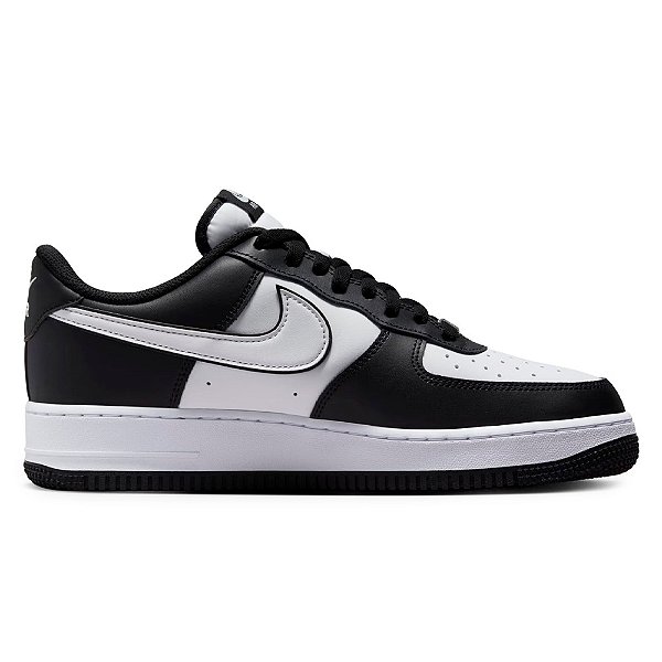 Tênis Nike Air Force 1 '07 Preto, Branco e Preto