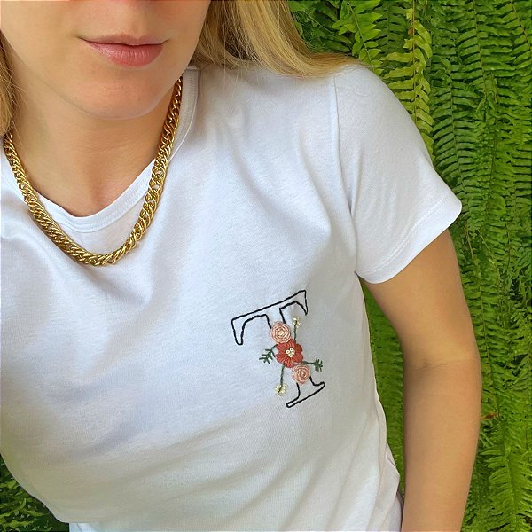 Camiseta Iniciais